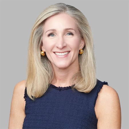 Photo of Justine Donahue