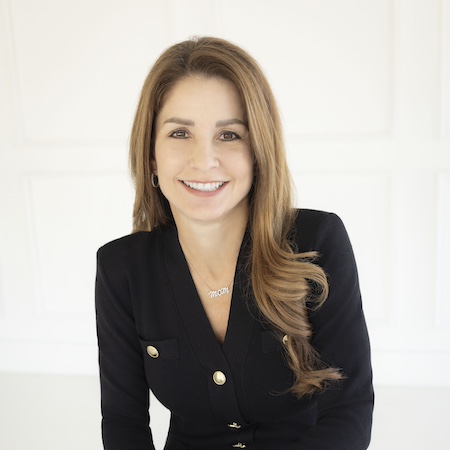 Photo of Kris Balekian Hayes