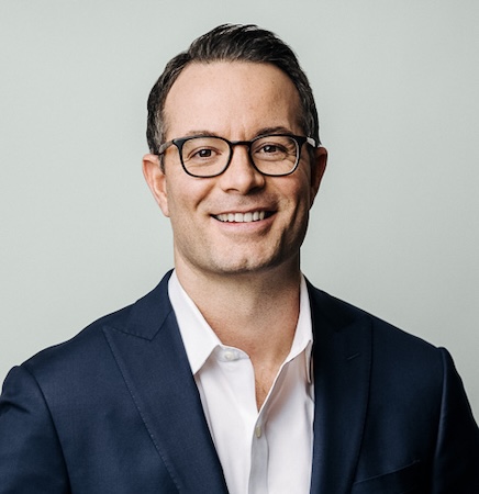 van_loggerenberg_conrad_web.jpg