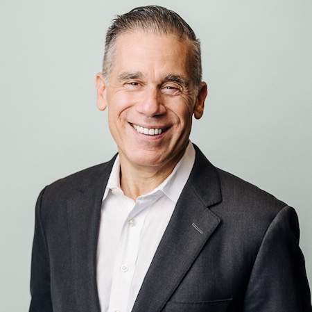 Photo of Robert Holo