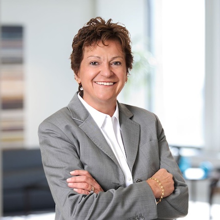 Photo of Laura R. Petroff