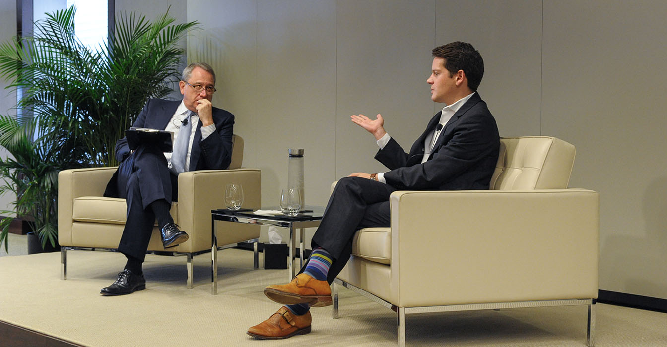 Cravath Presiding Partner C. Allen Parker talked with author Graham Moore. (Photo ©2016 David Lubarsky)